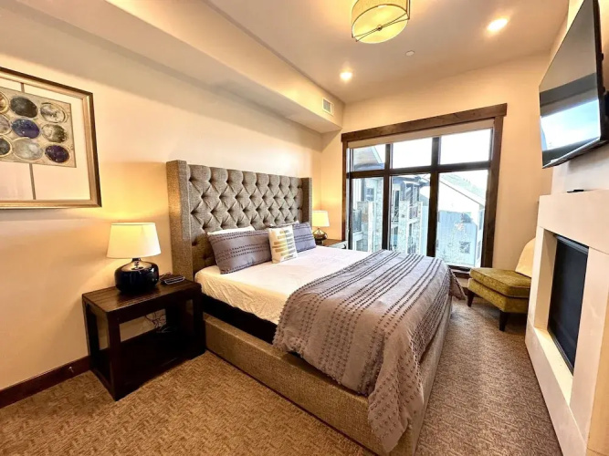 Blackstone Overlook 312 2 Bedroom Condo