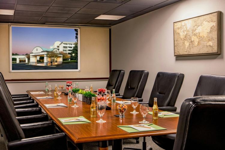 DoubleTree by Hilton Atlanta Windy Hill Ballpark photo 23