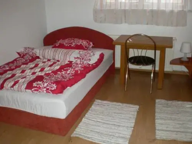 Hostel Piero