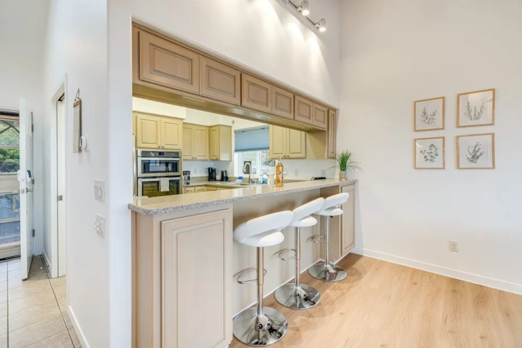 3 Bedrooms Cottage