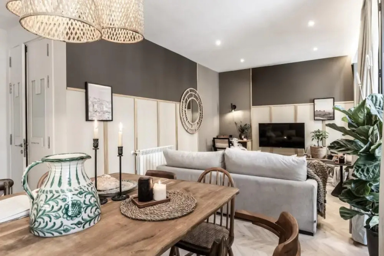 Ojen - 4 Bedrooms in Trafalgar