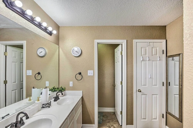 3 Bedrooms Cottage