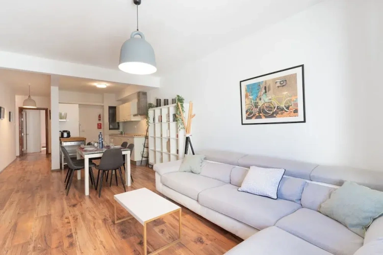 2 Bedrooms Deluxe Apartment