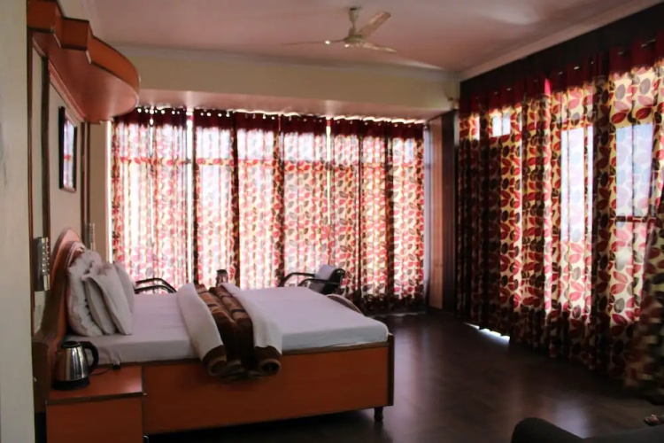 Hotel President
