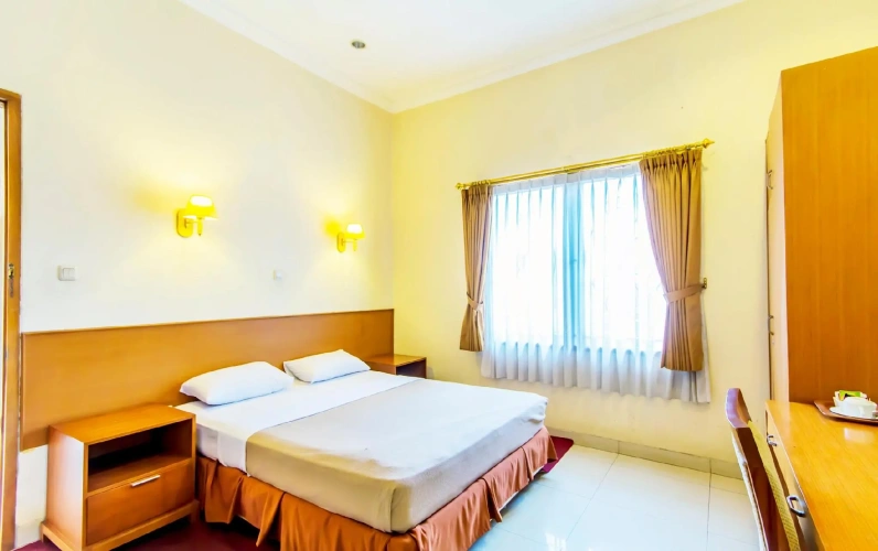 Standard Double room with view