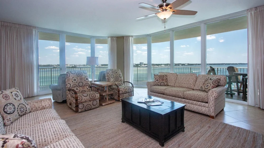 Three Bedroom With Sweeping Views - Unit Crc0607