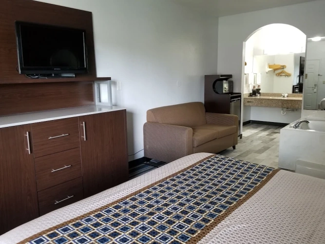 Standard Double Suite
