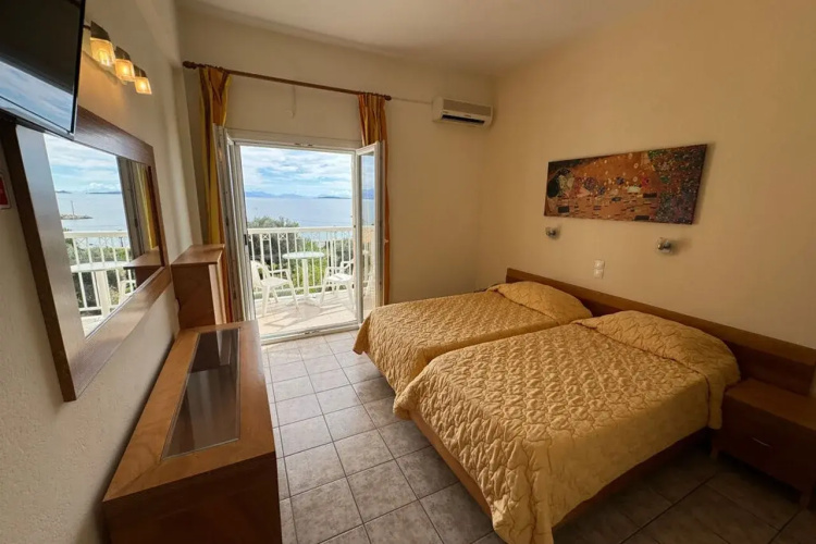 Ipsos Beach Hotel