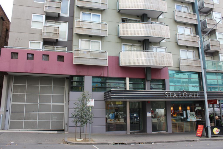 Franklin Apartment