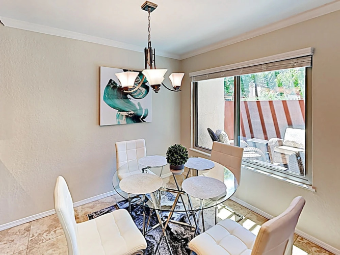3600 Scottsdale - 2 Br Condo