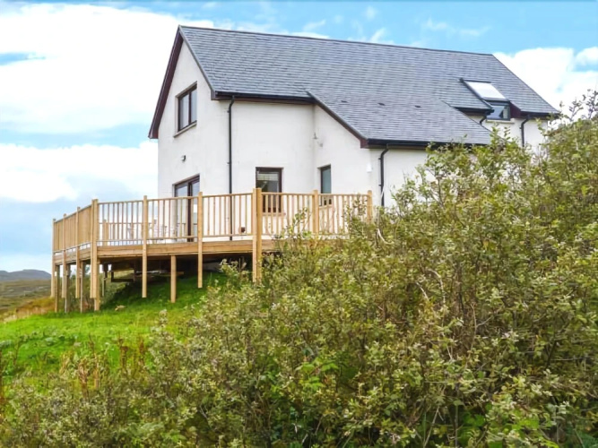 Torr Solais Cottage