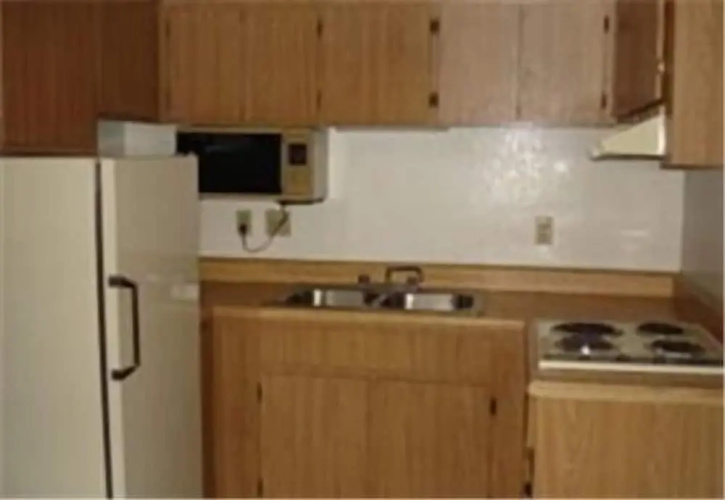 Colonade Motel