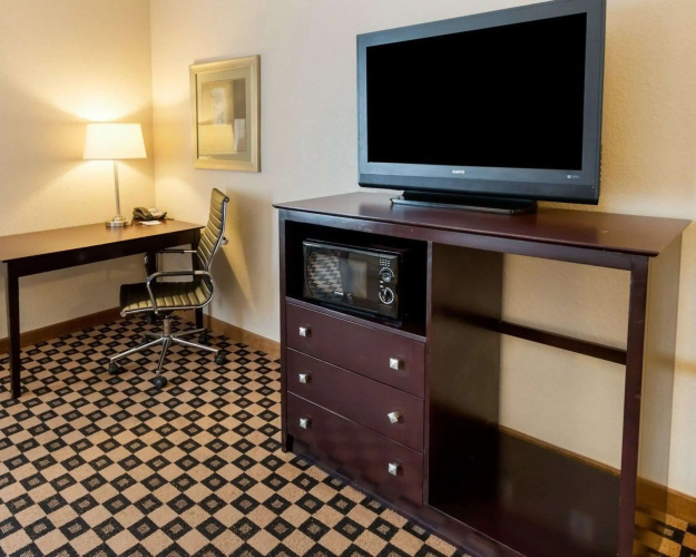 Quality Inn & Suites Groesbeck North