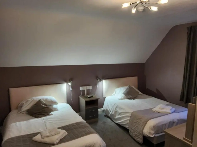 Standard Twin room