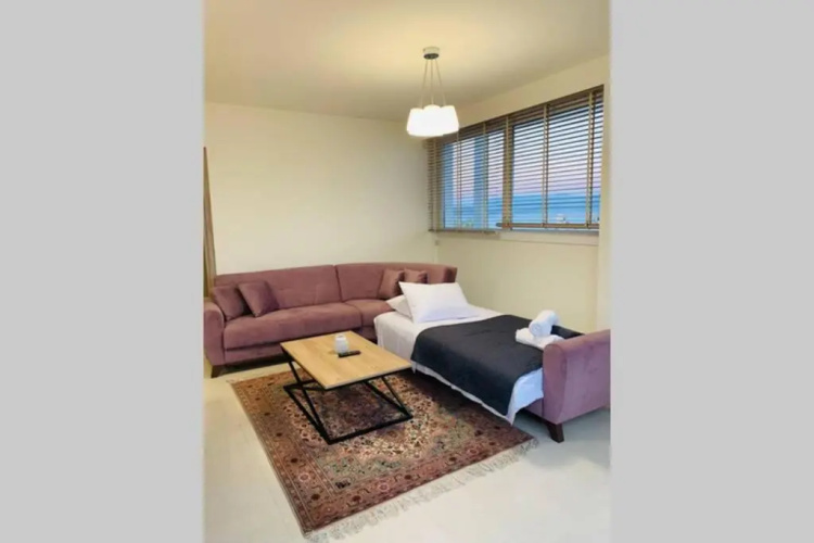 AKROTIRI ELEGANT SUITE No1