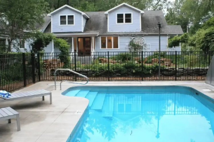 Catskill Rose Lodging & Dining