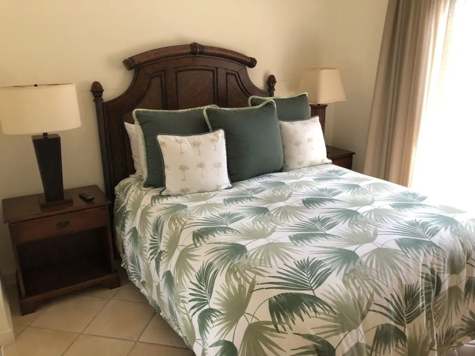Los Sueños Condo