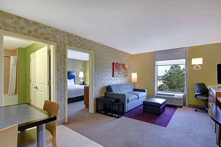 1 Bedroom Suite