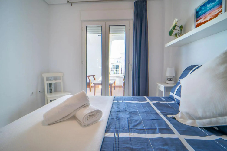 Quiet Two Bedroom Apartment2 - RA2521LT