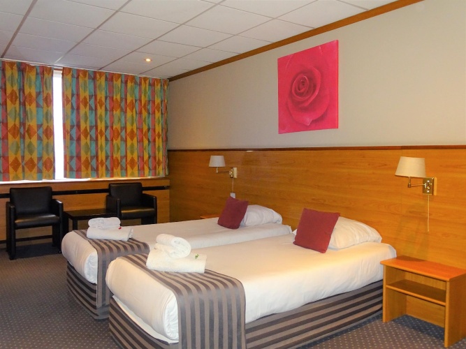 Standard Twin room