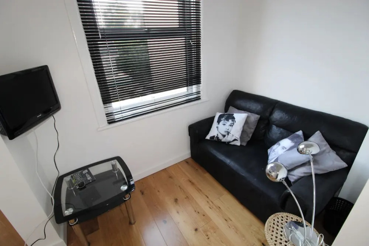6 Palm Court - Explore Bournemouth