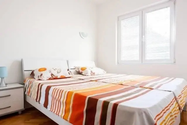 Sunny Flat With A Beautiful View