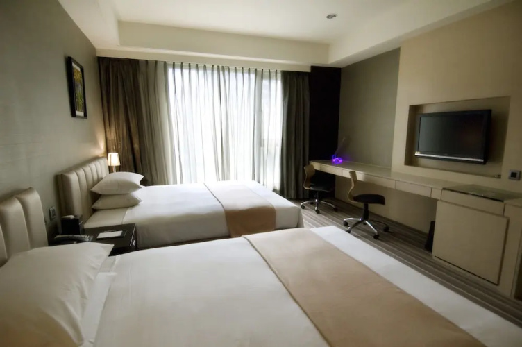 Urban Hotel33