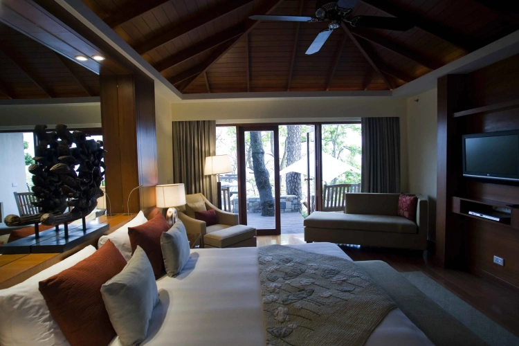 2 Bedrooms Villa