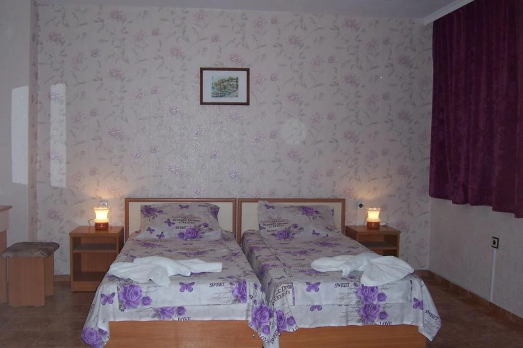 Nelly Guest House