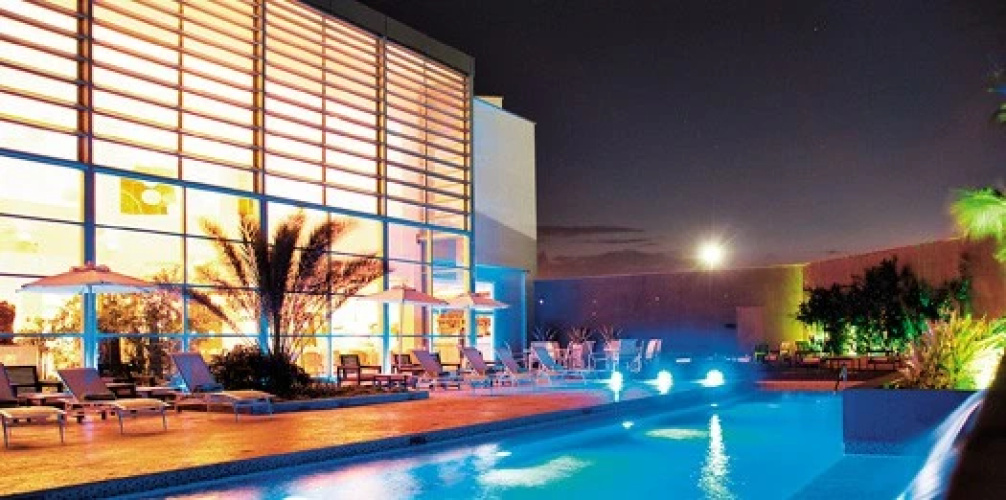 Biotel Suites