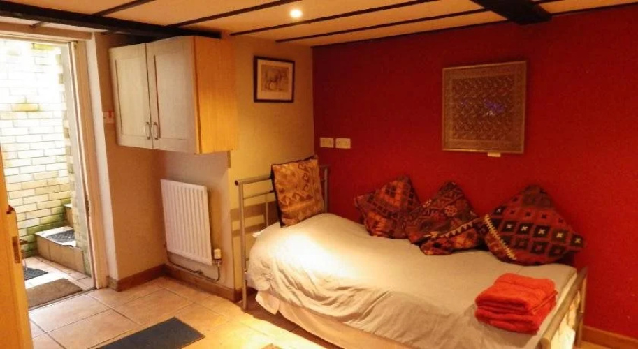 Ryvington B&B Plus