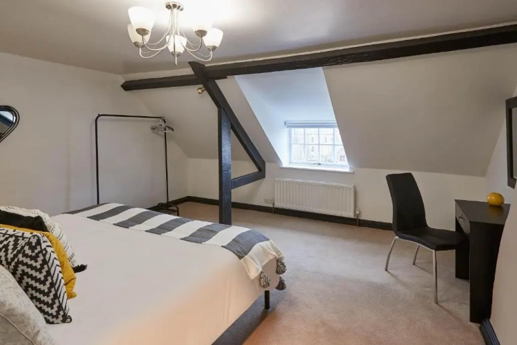 3 Bedrooms Cottage