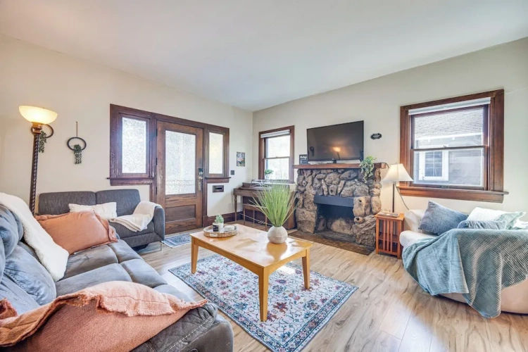 3 Bedrooms Cottage
