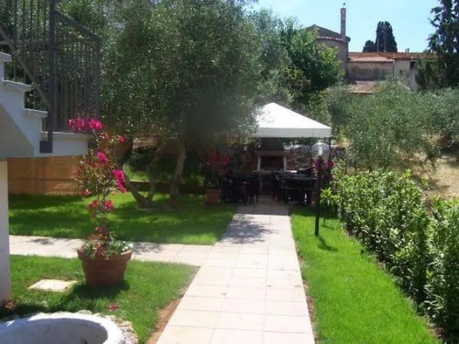 1 Bedroom Apartment with balcony