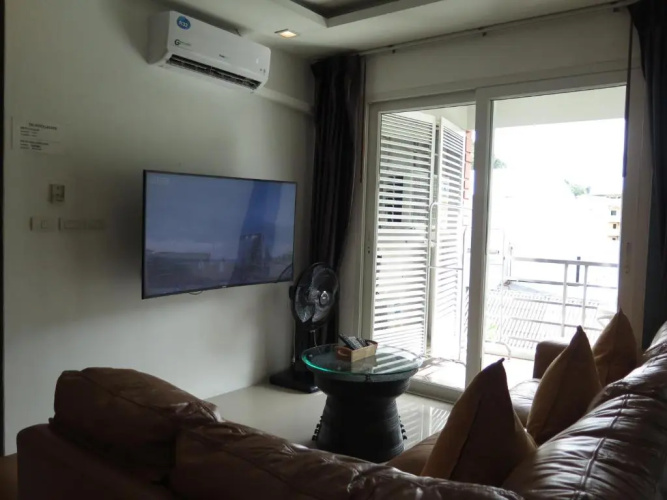 6-38 - 2 Bdr Condo With Balcony and Shared Pool