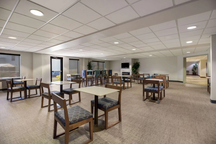 Clarion Pointe Charleston - West Ashley photo 24