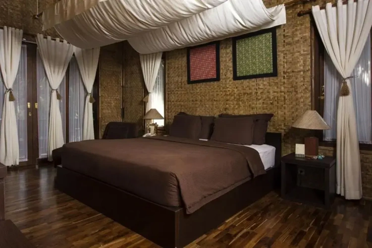 Waluran Suite Hill