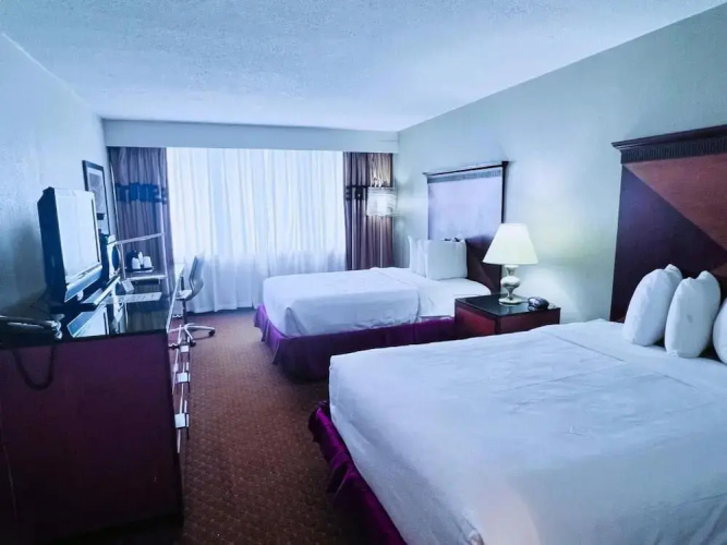 Indy Hotel
