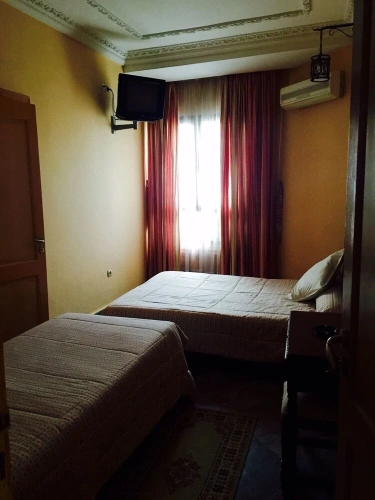 Standard Triple room