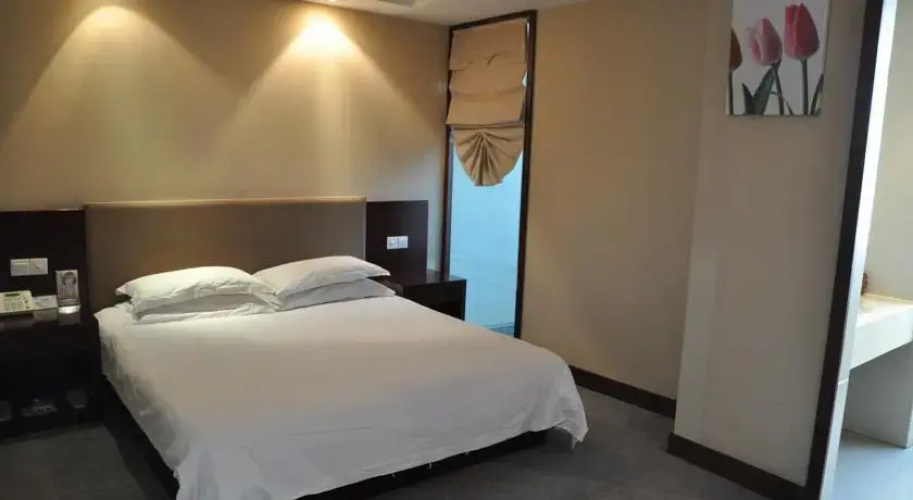 Ningbo CEO Business Hotel