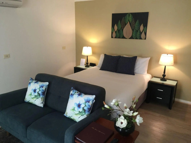 Oyster Cove Chalet
