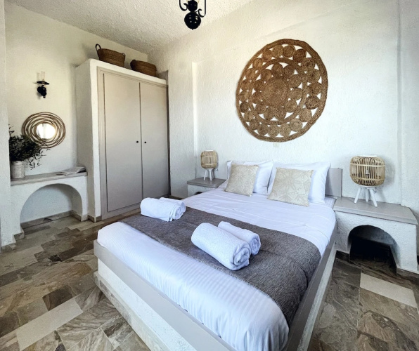 Achlia Hotel