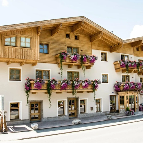 PEOPLE'S HOTEL