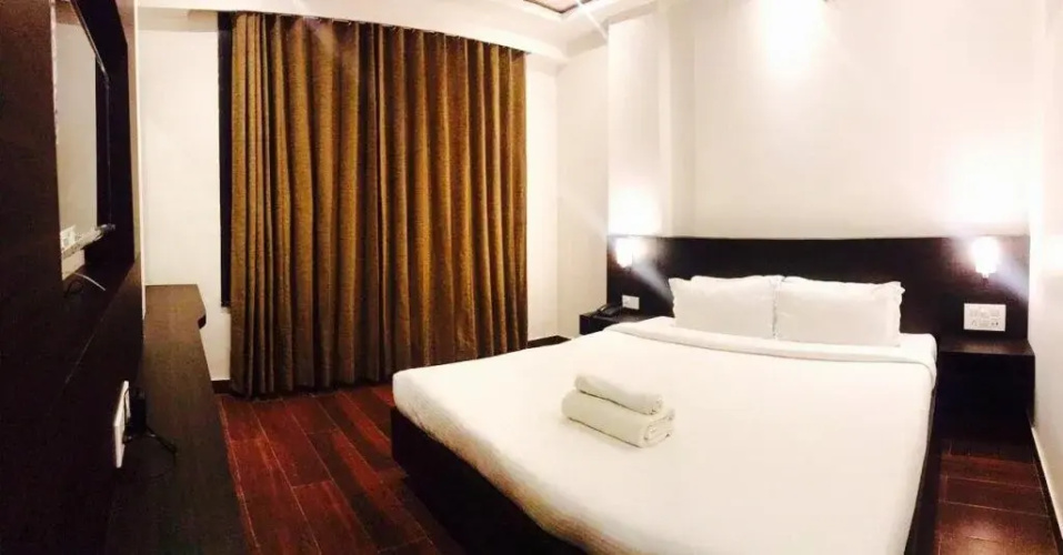 Hotel Al-Towheed