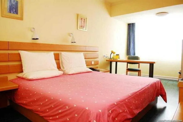 Home Inn Changping Avenue