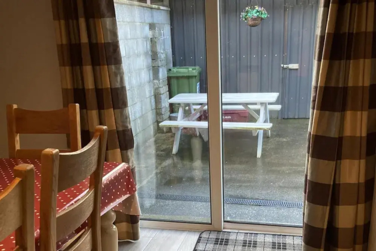 Home From Home, Tralee. Ideal Location