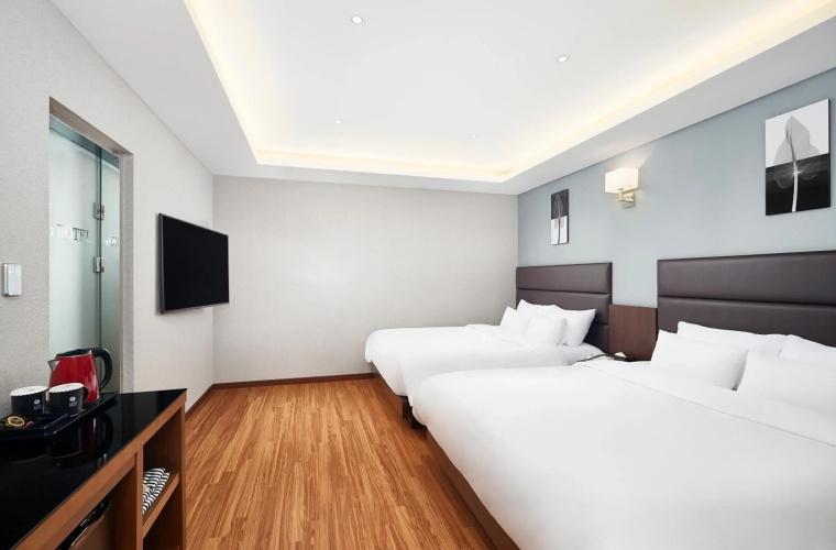 Lion Hotel