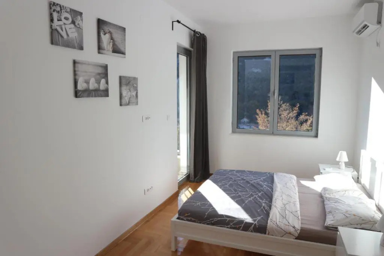 Lavender Bay Apartments D3 or D5