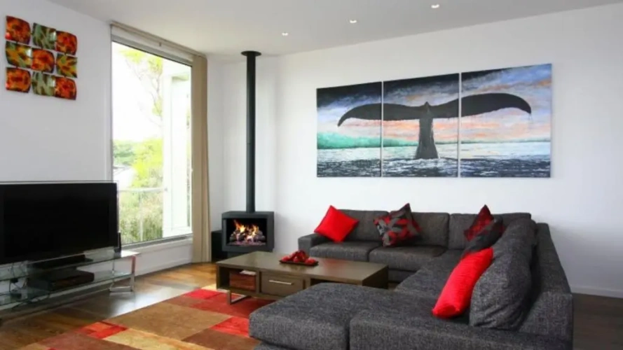 4 Bedrooms Cottage