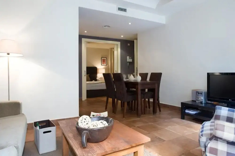 Columbus Apartment